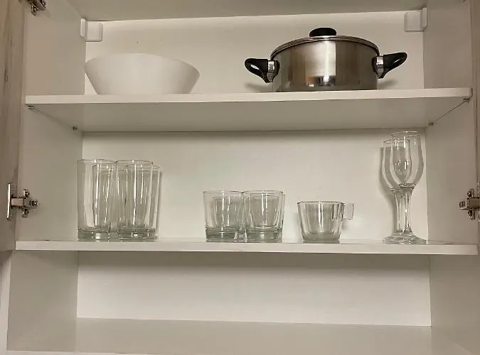 Colonel 955 Apartment *