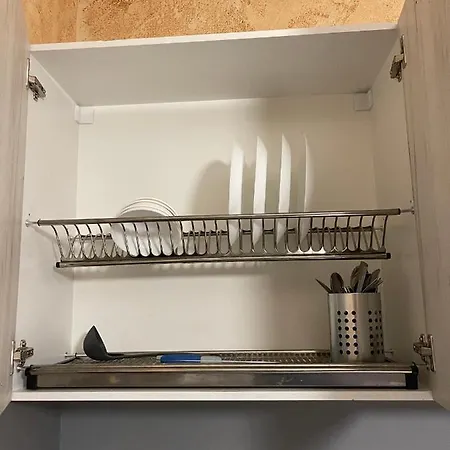 Colonel 955 Apartment